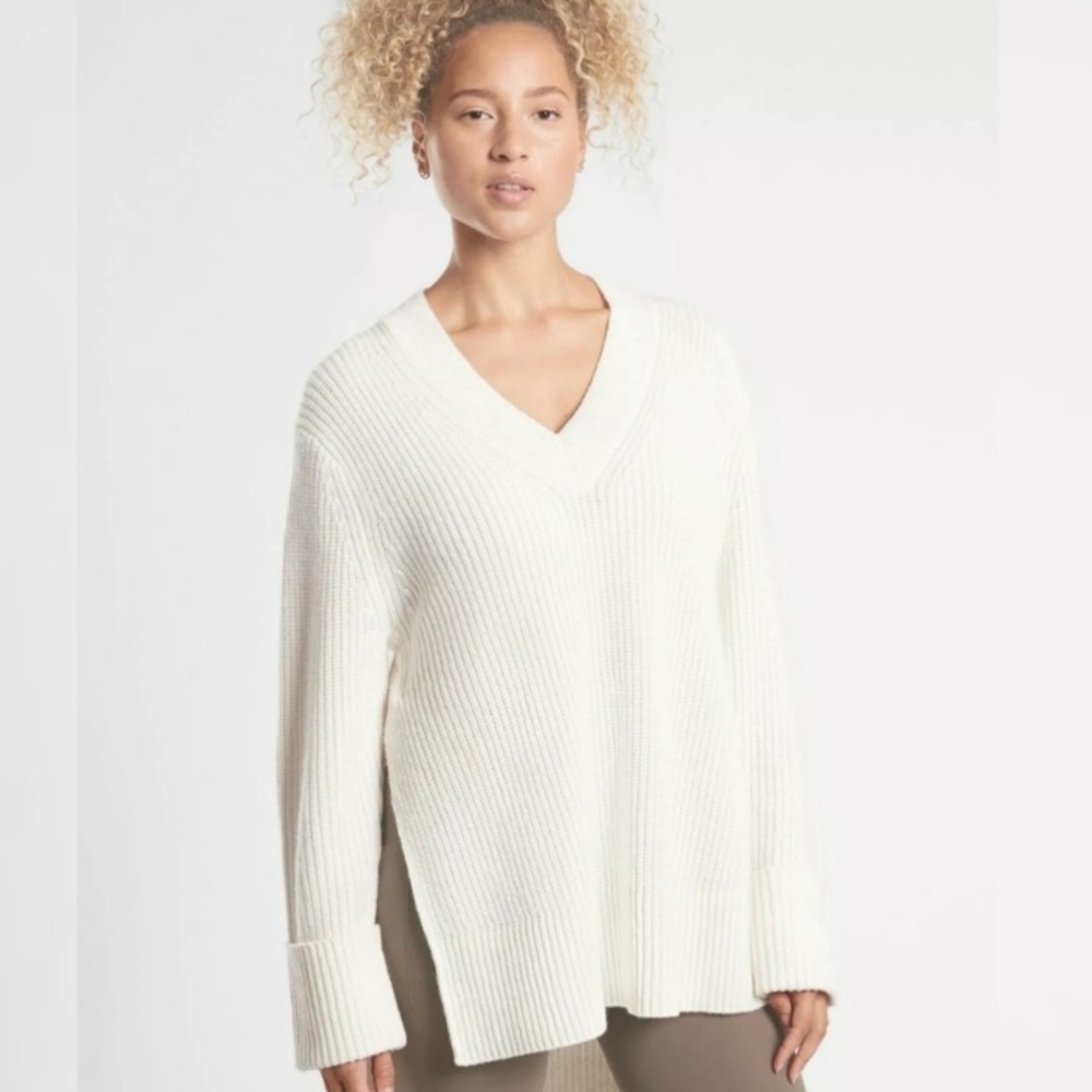 Athleta Shasta V-neck sweater
